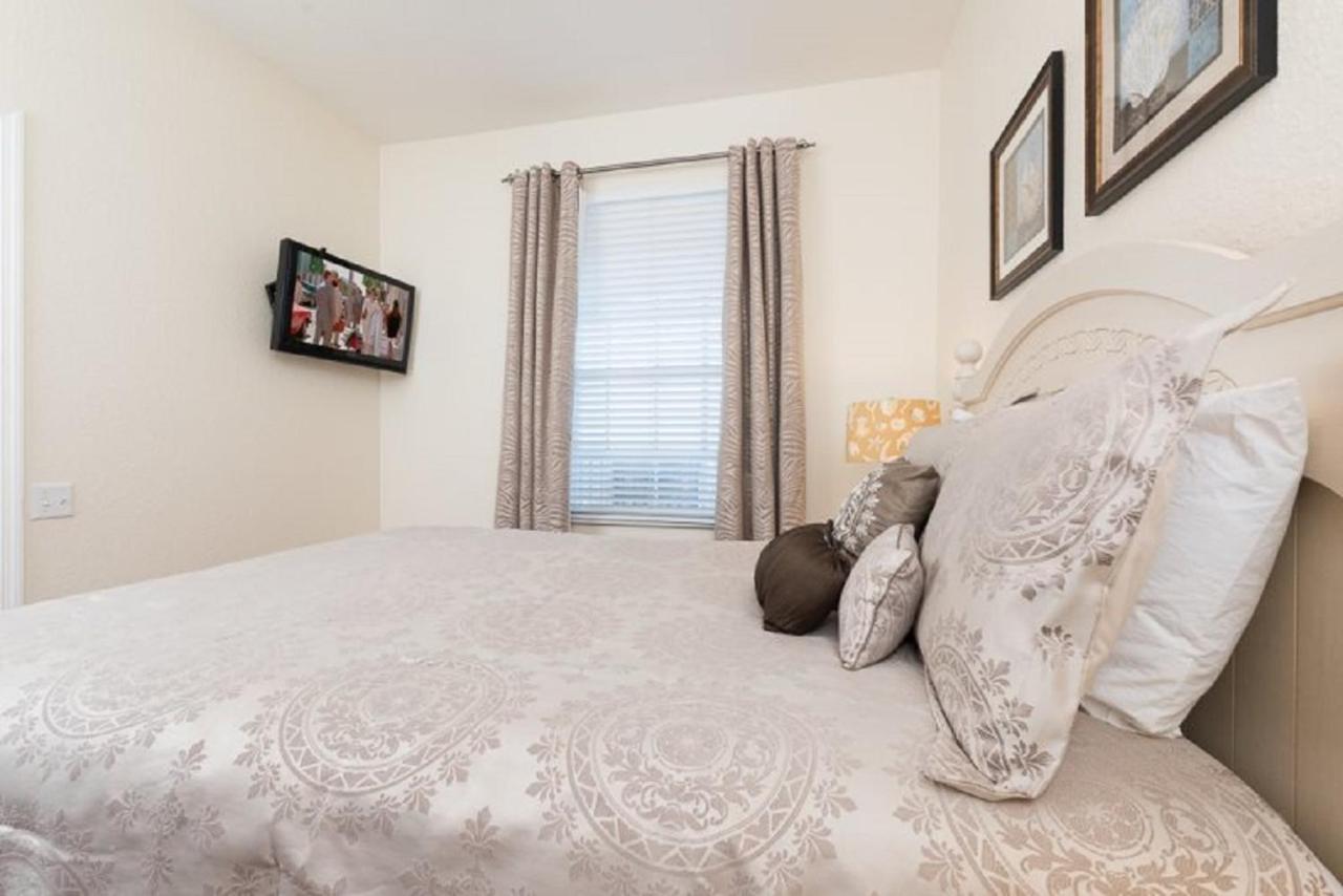 Luxurious Condo - Just 2 Miles From Disney #404 Orlando Eksteriør billede