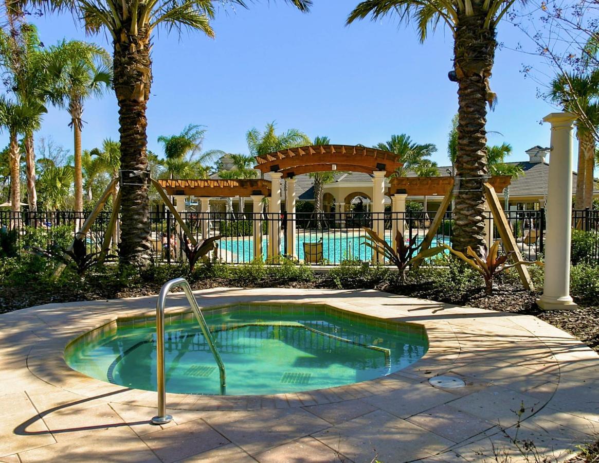 Luxurious Condo - Just 2 Miles From Disney #404 Orlando Eksteriør billede